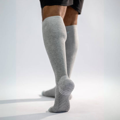OneCompress™ Compression Socks in Black – Natural Leg Pain Relief